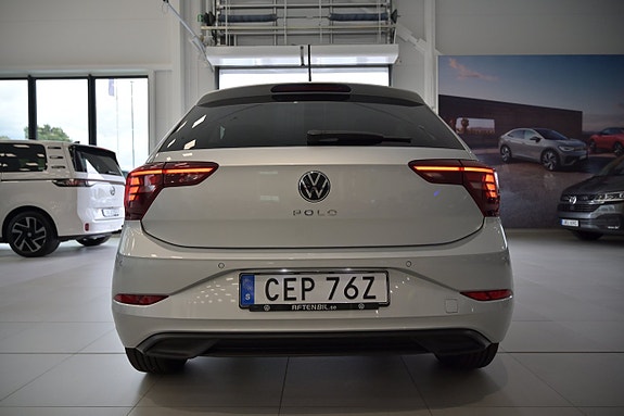 Volkswagen Polo 9 of 23