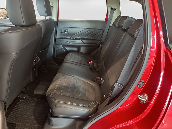 Mitsubishi Outlander 7 of 12