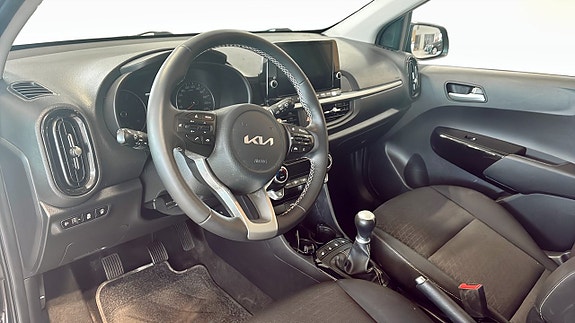 Kia Picanto 11 of 12