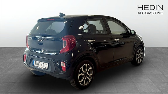 Kia Picanto 5 of 12