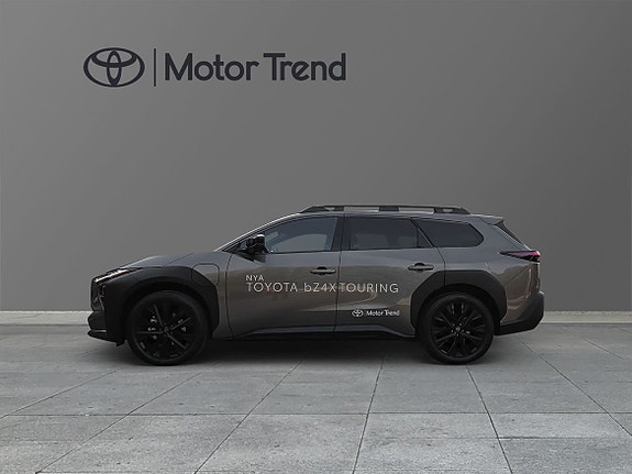 Toyota bZ4X Touring 4 of 17