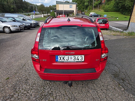Volvo V50 6 of 14