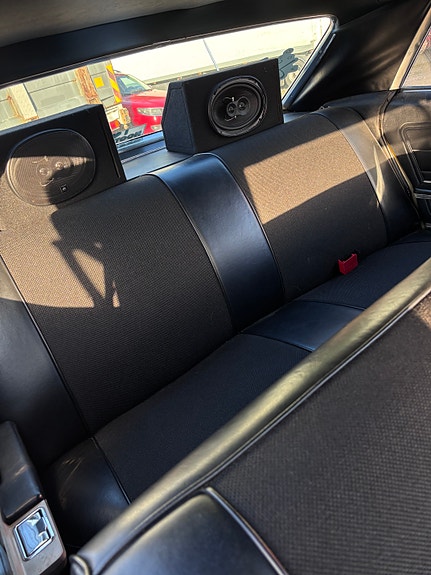 Chevrolet Impala 8 of 9