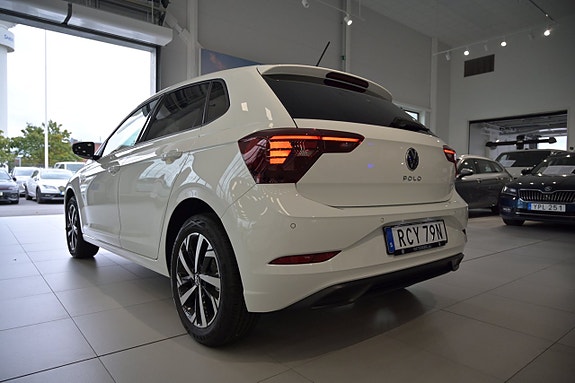 Volkswagen Polo 8 of 24
