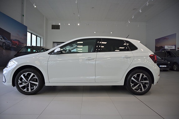Volkswagen Polo 7 of 24