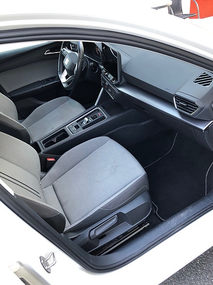 Seat Leon 3 of 6