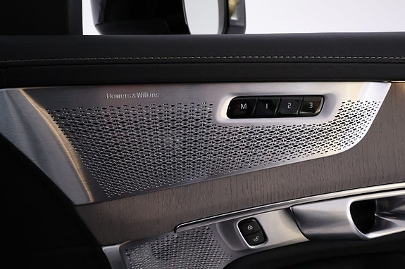 Volvo XC90 19 of 25