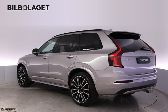 Volvo XC90 4 of 25
