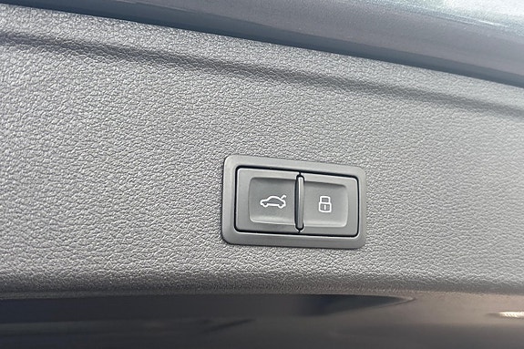 Audi A4 23 of 25