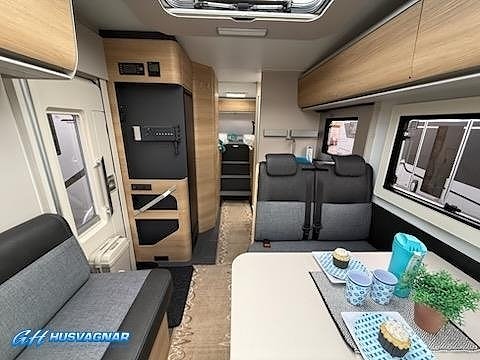 Adria Coral SELECT 670 SL *140HP*35L 15 of 15