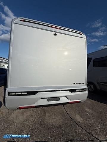 Adria MATRIX SUPREME 670 SL *140HP *43H 4 of 15