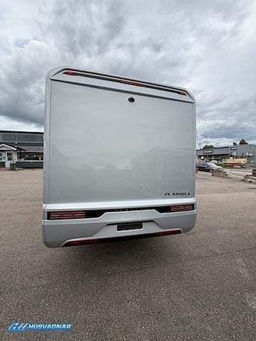Adria COMPACT SUPREME DL* 6E*140HP*35L 5 of 14