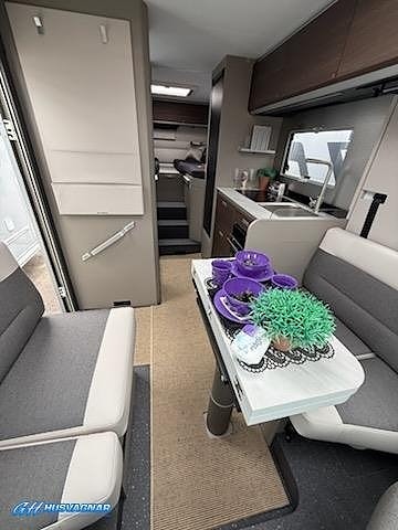 Adria COMPACT SUPREME DL* 6E*140HP*35L 14 of 14