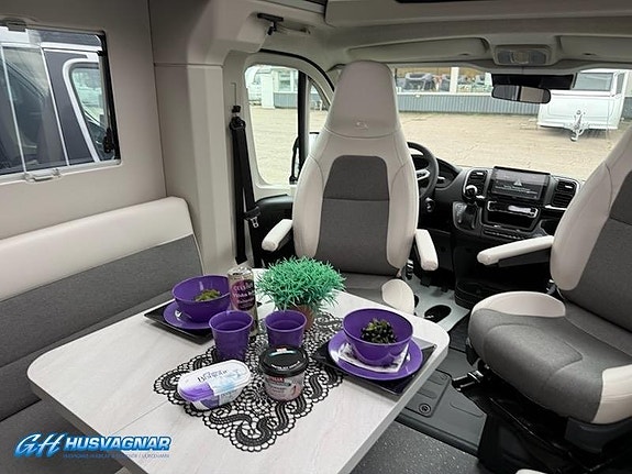 Adria COMPACT SUPREME DL* 6E*140HP*35L 6 of 14