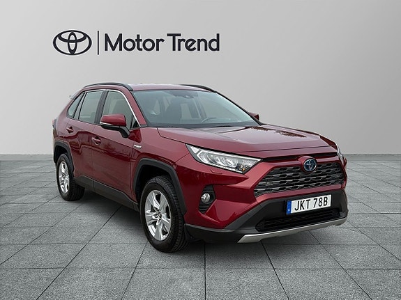 Toyota RAV4 7 of 25