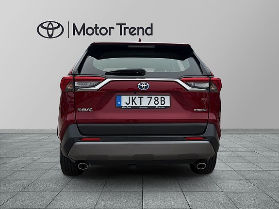 Toyota RAV4 5 of 25