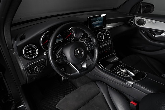 Mercedes-Benz GLC220 d 9 of 22