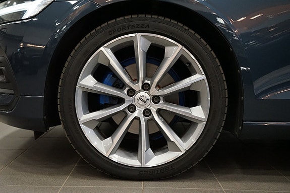 Volvo V60 6 of 18