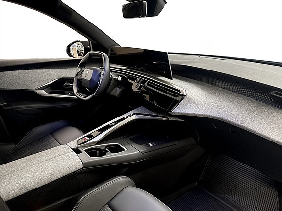 Peugeot 3008 13 of 17