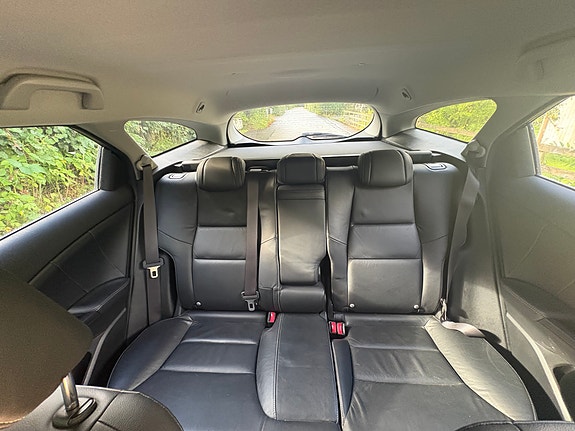 Honda Civic 4 of 5