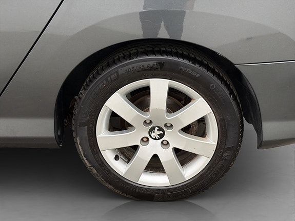 Peugeot 308 SW 23 of 25