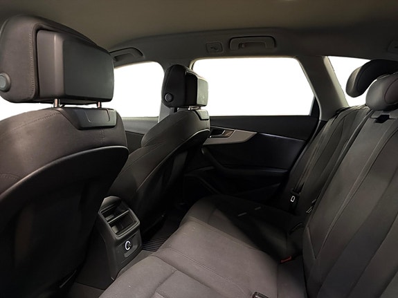 Audi A4 9 of 16
