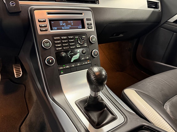Volvo V70 14 of 17