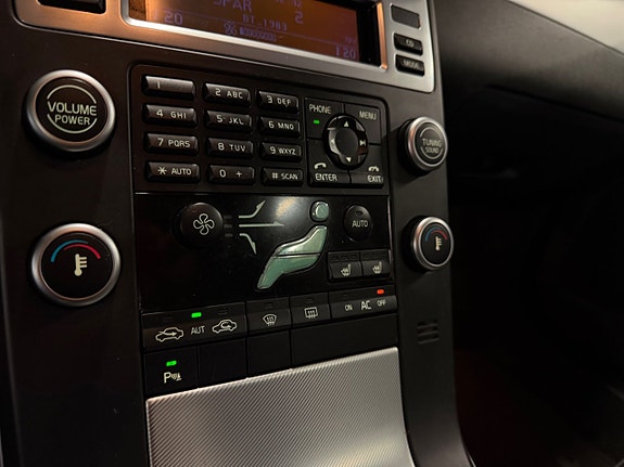 Volvo V70 17 of 17