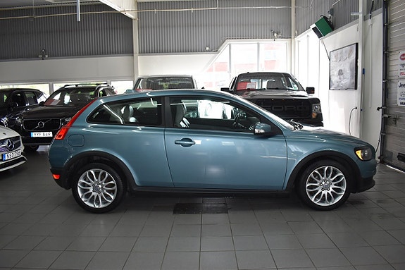 Volvo C30 2 of 16