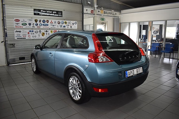 Volvo C30 4 of 16