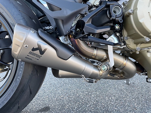 Ducati Streetfighter V4S Akrapovic 9 of 11