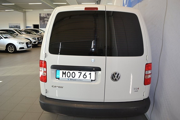 Volkswagen Caddy Maxi 6 of 8