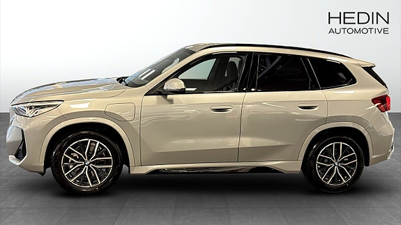 BMW X1 6 of 9