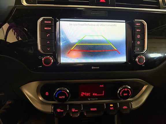 Kia Rio 13 of 19
