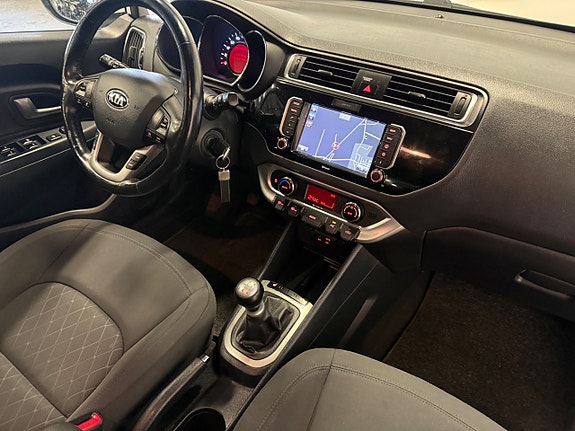 Kia Rio 18 of 19