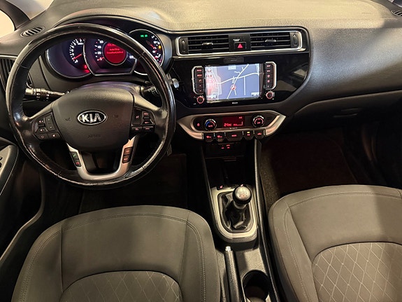 Kia Rio 17 of 19