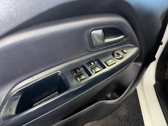 Kia Rio 14 of 19