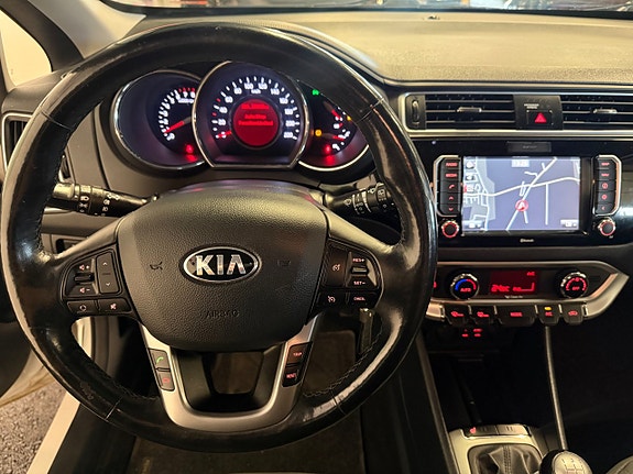 Kia Rio 12 of 19