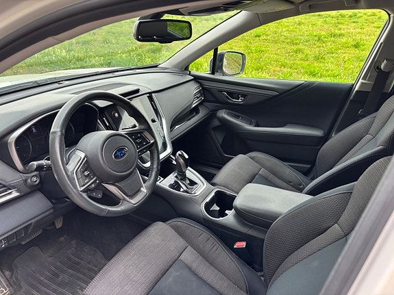 Subaru Outback 13 of 23