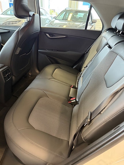Kia Niro 6 of 13