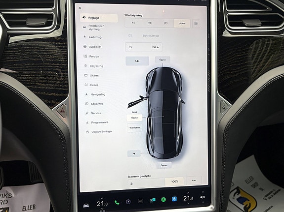 Tesla Model S 10 of 16