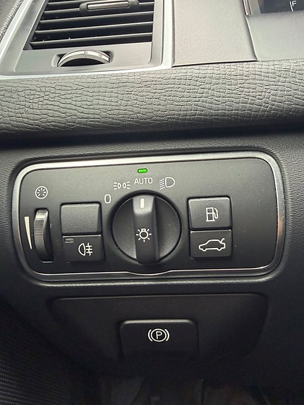 Volvo XC60 24 of 27