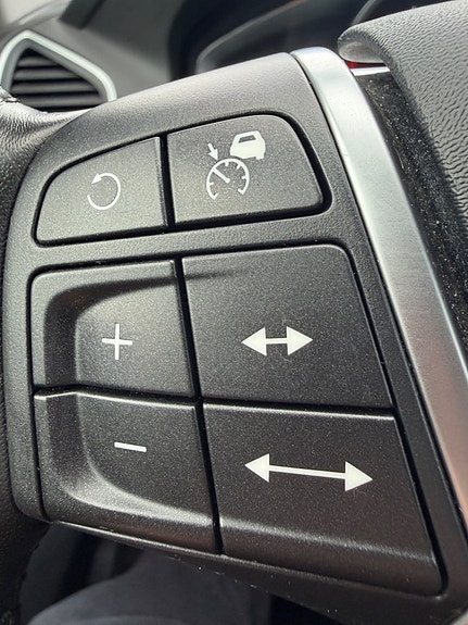 Volvo XC60 25 of 27