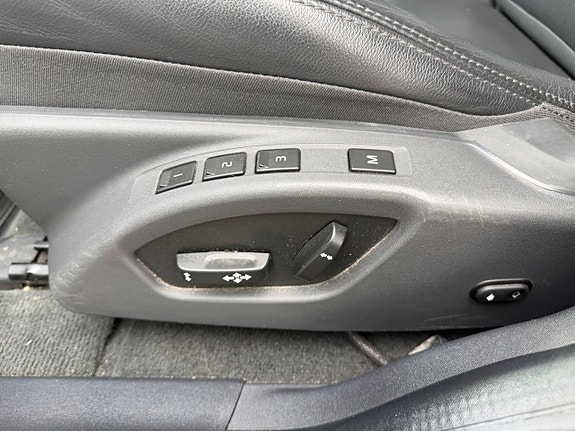 Volvo XC60 22 of 27