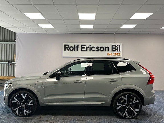 Volvo XC60 2 of 20