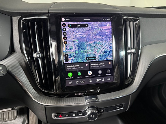 Volvo XC60 15 of 20