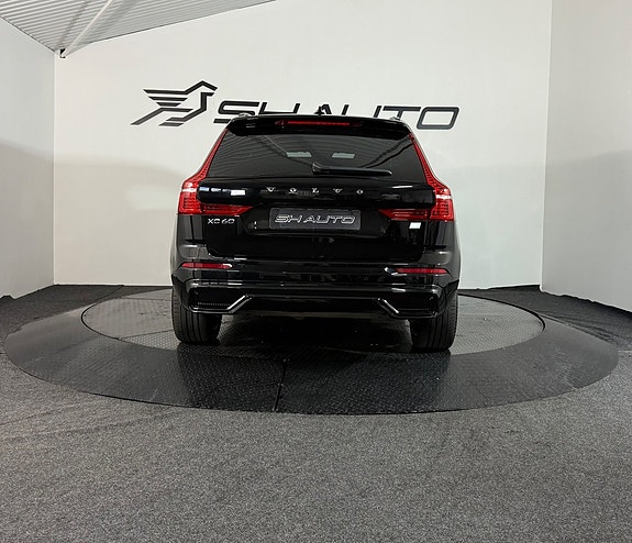 Volvo XC60 7 of 20