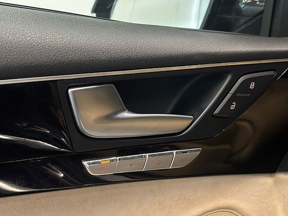 Audi A8 15 of 30