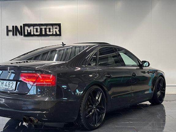 Audi A8 11 of 30