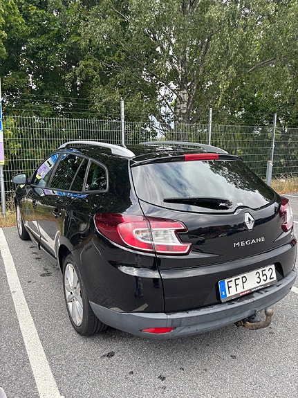Renault Megane III 2 of 6
